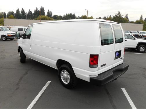 2007 Ford E250 Cargo Van