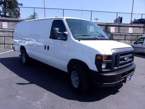 2009 Ford E350 Super Duty Cargo