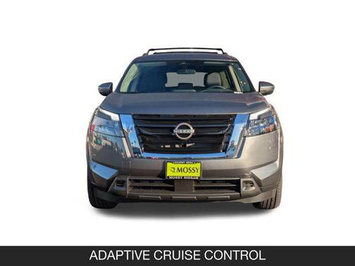 2025 Nissan Pathfinder SV FWD