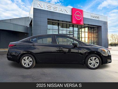 2025 Nissan Versa 1.6 S