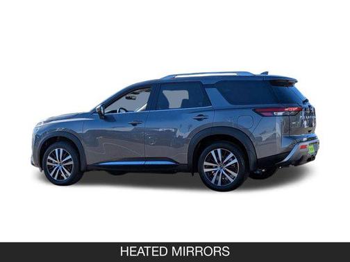 2025 Nissan Pathfinder Platinum FWD