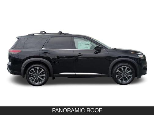 Super Black 2026 Nissan Pathfinder Platinum