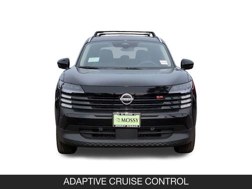 Super Black 2026 Nissan Kicks SR