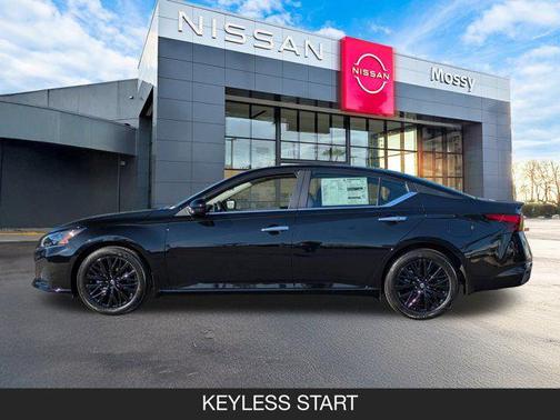 2025 Nissan Altima SV FWD