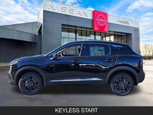 2026 Nissan Kicks SR