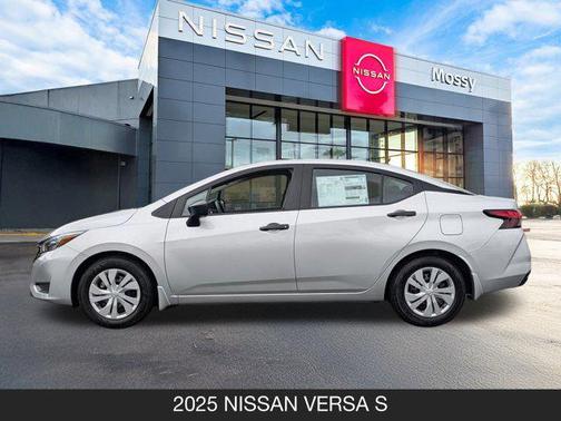 2025 Nissan Versa 1.6 S