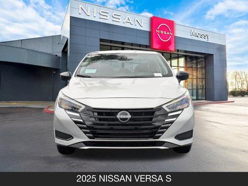 2025 Nissan Versa 1.6 S
