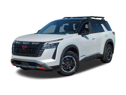 Everest White Pearl Tricoat/Super Black 2026 Nissan Pathfinder Rock Creek