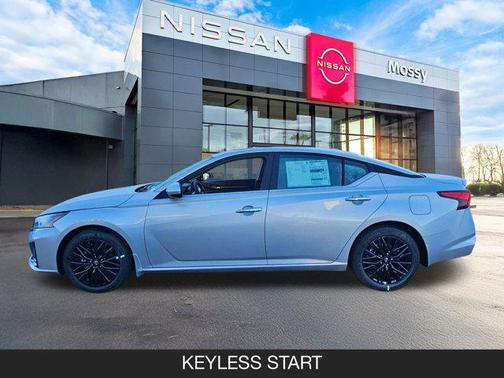 2025 Nissan Altima SV FWD