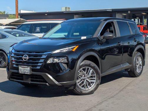 Super Black 2026 Nissan Rogue S