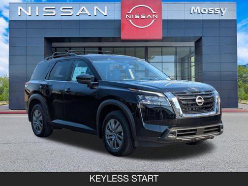 2025 Nissan Pathfinder SV FWD