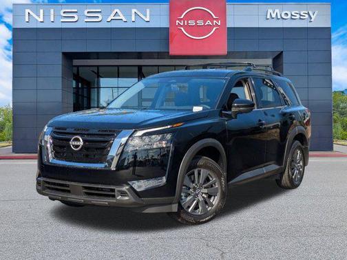 2025 Nissan Pathfinder SV FWD