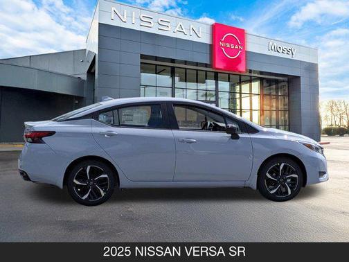 2025 Nissan Versa 1.6 S