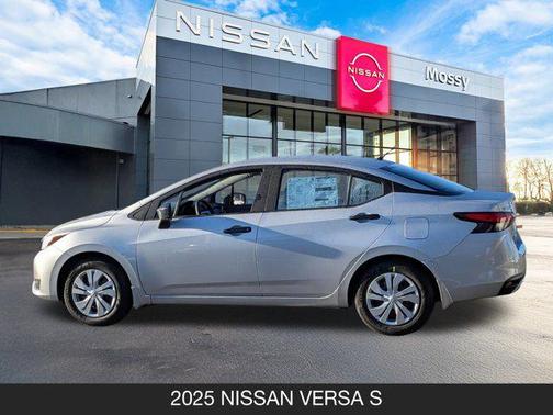 2025 Nissan Versa 1.6 S