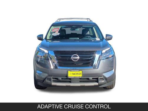 Gun Metallic 2025 Nissan Pathfinder SL 4WD