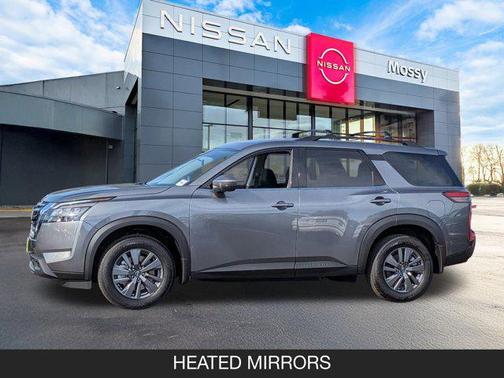 2025 Nissan Pathfinder SV FWD