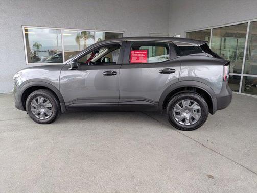 2025 Nissan Kicks S