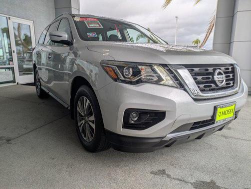 2020 Nissan Pathfinder S 2WD