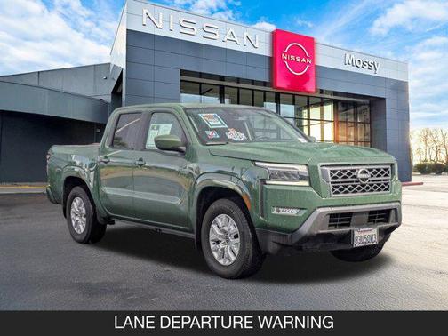 2023 Nissan Frontier SV