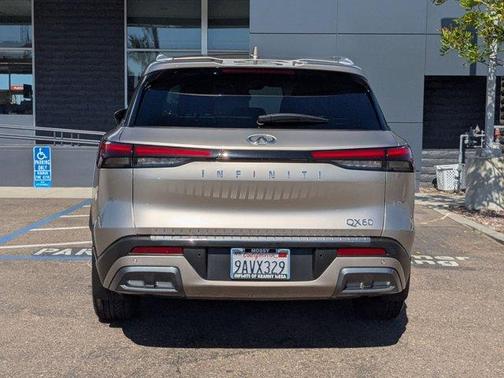 2022 INFINITI QX60 Luxe