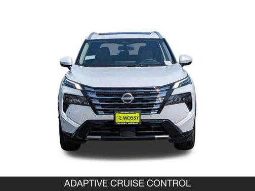 Everest White Pearl Tricoat 2026 Nissan Rogue Platinum