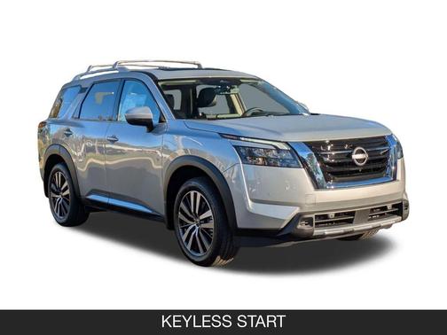 Brilliant Silver Metallic 2025 Nissan Pathfinder Platinum FWD