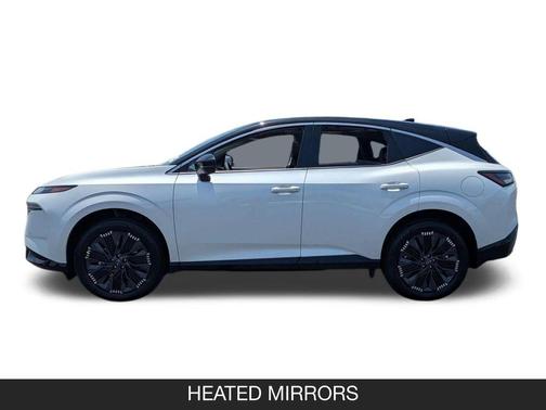 Everest White Pearl/Black 2026 Nissan Murano Platinum