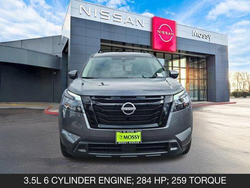 2025 Nissan Pathfinder SV FWD