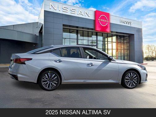 2025 Nissan Altima SV FWD