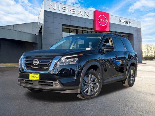 2025 Nissan Pathfinder SV FWD