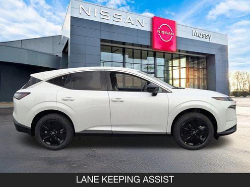 2025 Nissan Murano SV