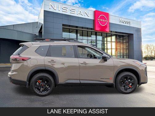 2026 Nissan Rogue Rock Creek
