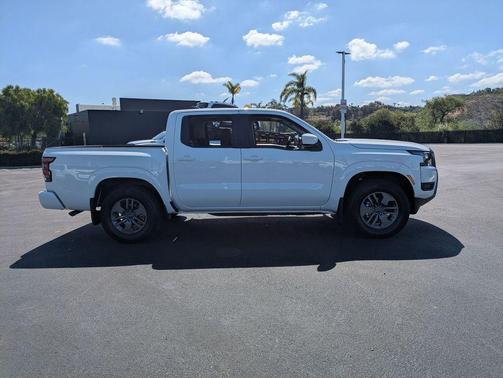 Glacier White 2026 Nissan Frontier SV