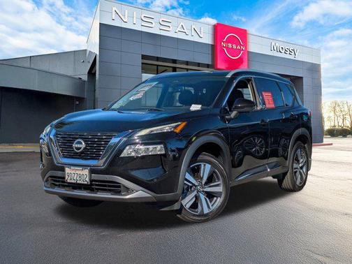 2022 Nissan Rogue SL