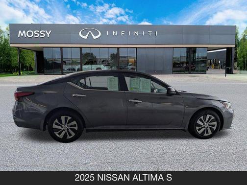 2025 Nissan Altima S FWD