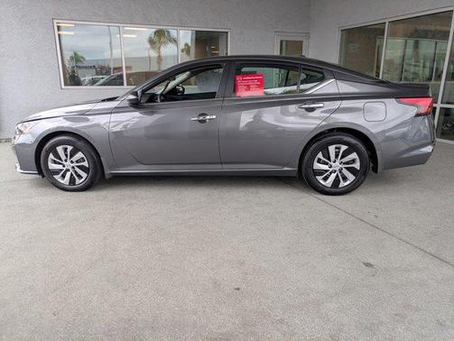 2025 Nissan Altima S FWD