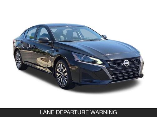 Super Black 2026 Nissan Altima 2.5 SV