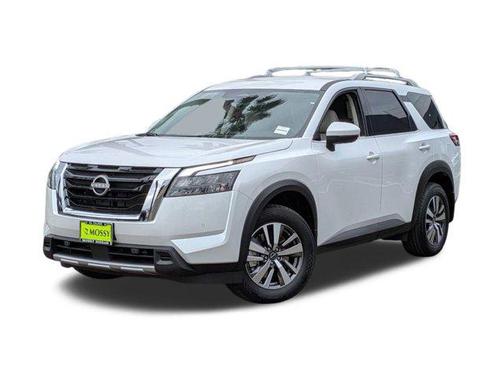 2025 Nissan Pathfinder SL FWD