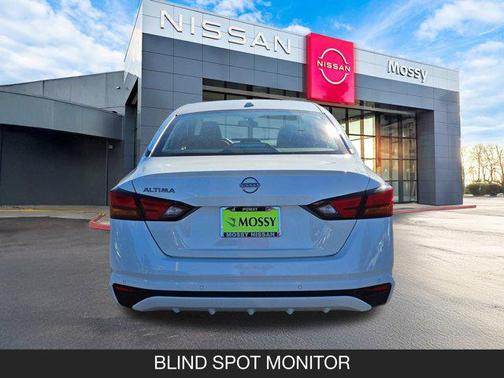 2025 Nissan Altima S FWD