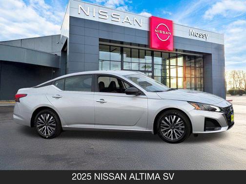2025 Nissan Altima SV FWD