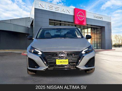 2025 Nissan Altima SV FWD