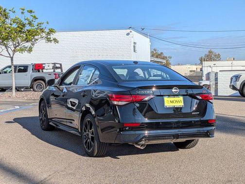 2025 Nissan Sentra SR
