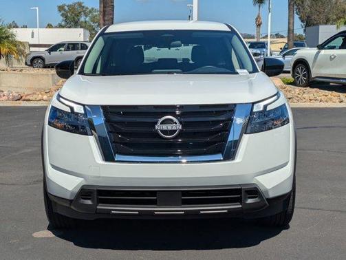 2025 Nissan Pathfinder S