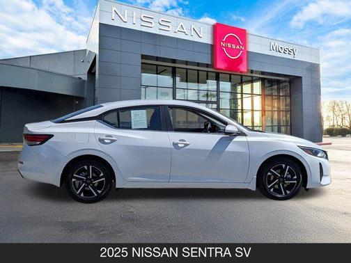 2025 Nissan Sentra SV