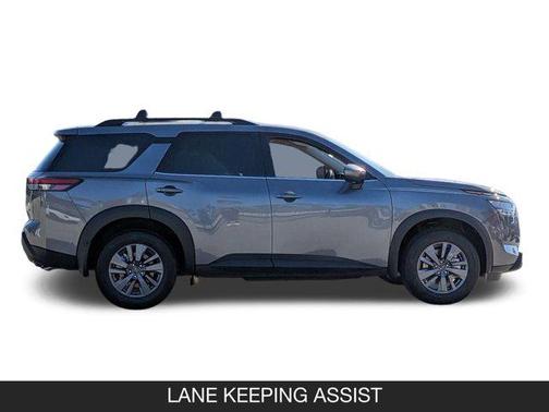 2025 Nissan Pathfinder SV FWD