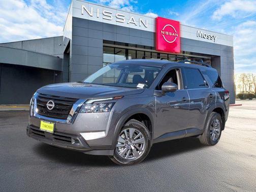 2025 Nissan Pathfinder SV FWD