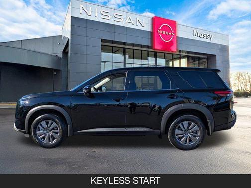 2025 Nissan Pathfinder S FWD