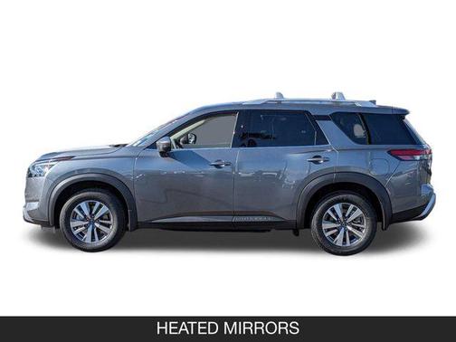 2025 Nissan Pathfinder SL FWD