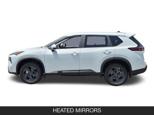 Everest White Pearl Tricoat 2026 Nissan Rogue SV