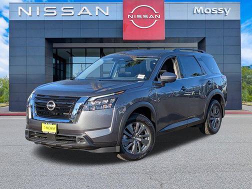 2025 Nissan Pathfinder SV FWD